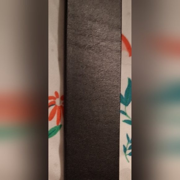 EUC Gucci Stripe Black Leather & Gold Tone Unisex Casual Everyday Prep Belt 39in main image 4